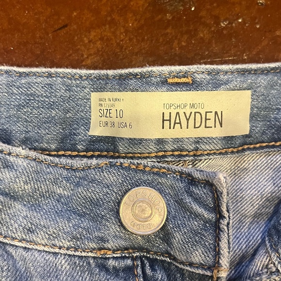 like new topshop hayden jean shorts - Picture 3 of 4